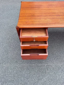 Hot Pamono Teak Desk from Wilhelm Renz, 1960s