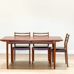 Pamono Teak Extending Dining Table by Kofod Larsen for G-Plan, 1960s> Dining Tables & Sets