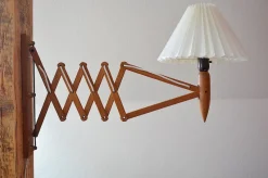 Pamono Teak Sconce by Kaare Klint for Le Klint, 1960s> Wall Lights & Sconces