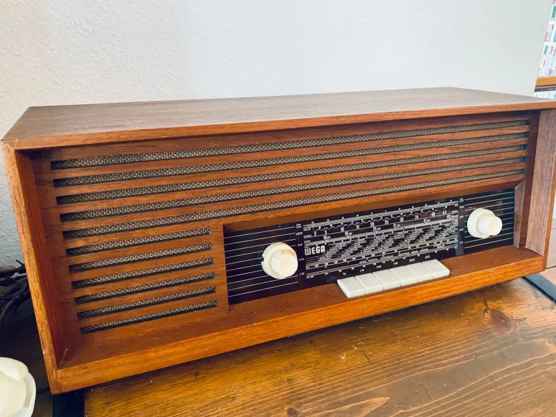 Pamono Teak Type 119 Tube Radio from Wega, 1960s> Electronics