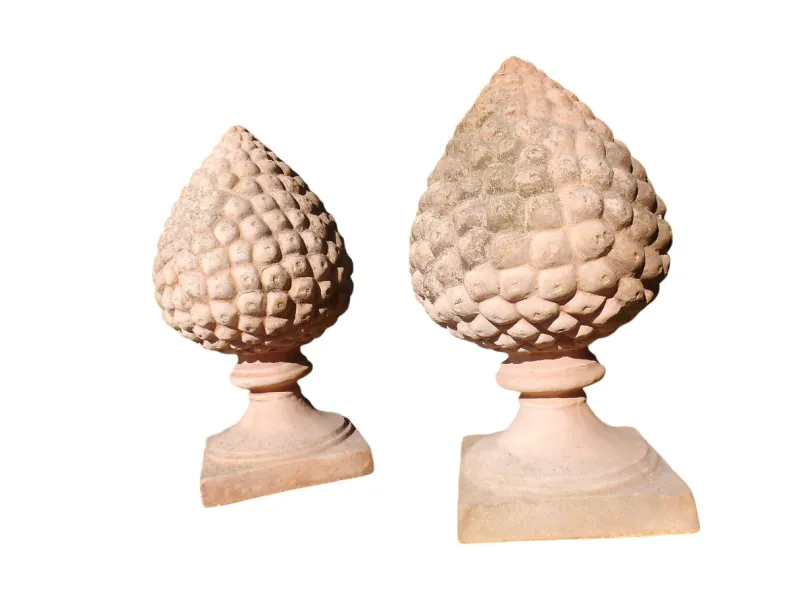 Pamono Terracotta Pinecone Garden Sculptures, 1980s, Set of 2> Garden Accessories
