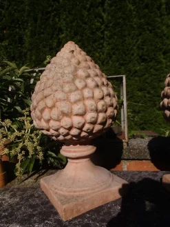 Pamono Terracotta Pinecone Garden Sculptures, 1980s, Set of 2><noscript><img width=