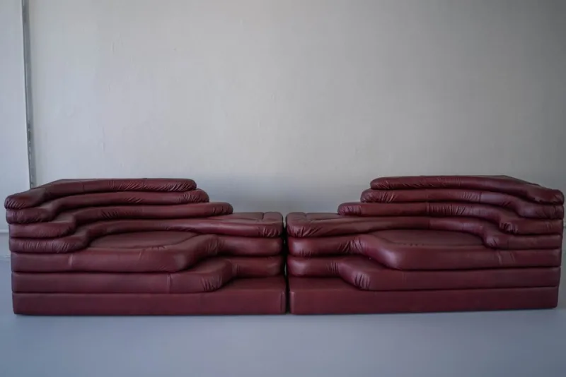 Pamono Terrazza Landscapes in Burgundy Leather by Ubald Klug for de Sede, 1970s, Set of 4> Living Room Sets