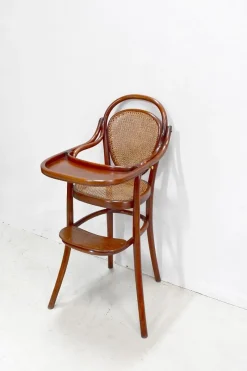 Hot Pamono 20th Century Baby High Chair from Thonet
