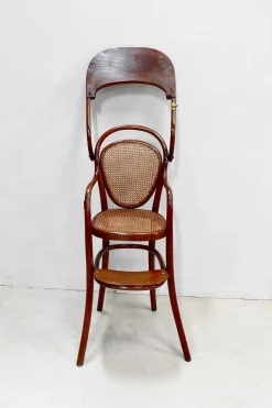 Hot Pamono 20th Century Baby High Chair from Thonet