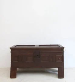 Pamono 17th Century Baroque Chest><noscript><img width=