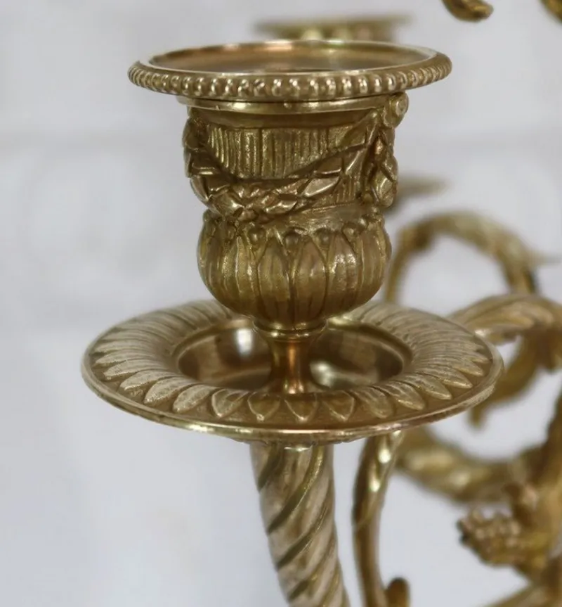 Hot Pamono 19th Century Bronze Candelabrum