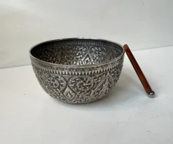 Hot Pamono 19th Century Buddhist Singing Bowl in Repousse Silver, Set of 2