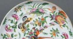 New Pamono 19th Century Canton Porcelain Plate with Floral and Butterfly Decor