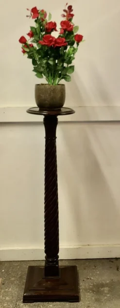Discount Pamono 19th Century Carved Walnut Pedestal Torchere