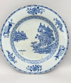 Clearance Pamono 18th Century Chinese Blue and White Porcelain Dish with Pagoda Motif