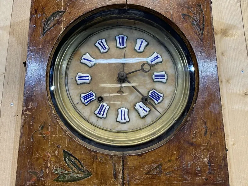 Pamono 19th Century Comtoise Clock in Fir with Enameled Figures> Clocks
