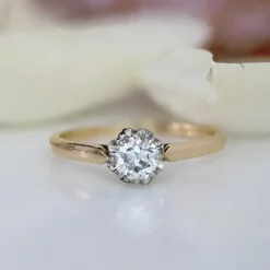 Best Pamono 20th Century Diamond 18 Karat Yellow Gold Solitaire Ring