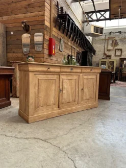 Sale Pamono 19th Century Elm Sideboard