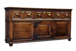 Pamono 18th Century English Carved Oak Dresser, 1720s> Dressers, Commodes & Chests