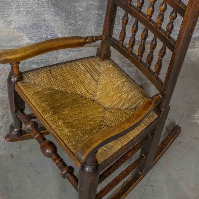 Pamono 18th Century English Spindle Back Rocker