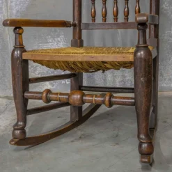 Pamono 18th Century English Spindle Back Rocker