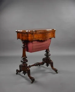 Outlet Pamono 19th Century English Victorian Burr Walnut Games Table, 1860s