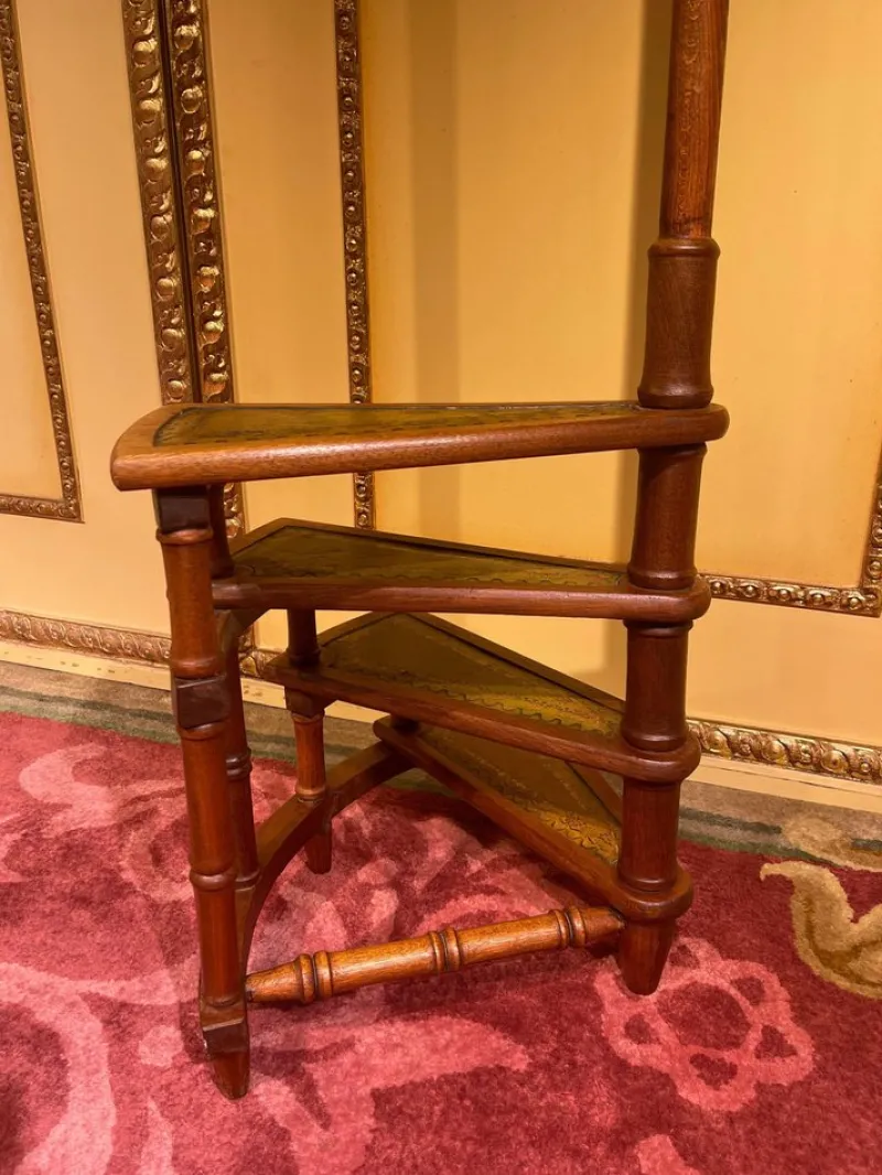 Pamono 20th Century English Victorian Leather Library Steps or Stepladder> Architectural Elements