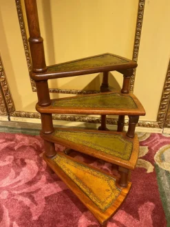 Pamono 20th Century English Victorian Leather Library Steps or Stepladder><noscript><img width=