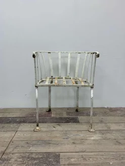 Discount Pamono 19th Century English Wrought Iron Garden Chair with Rounded Back