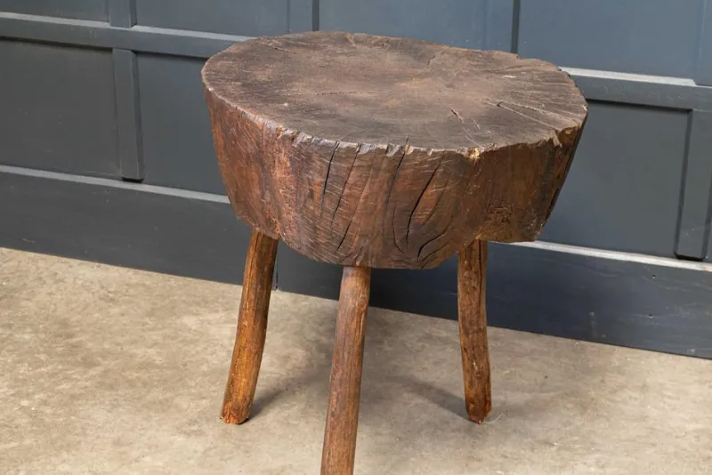 Sale Pamono 19th Century French Provincial Rustic Elm Chopping Block Table