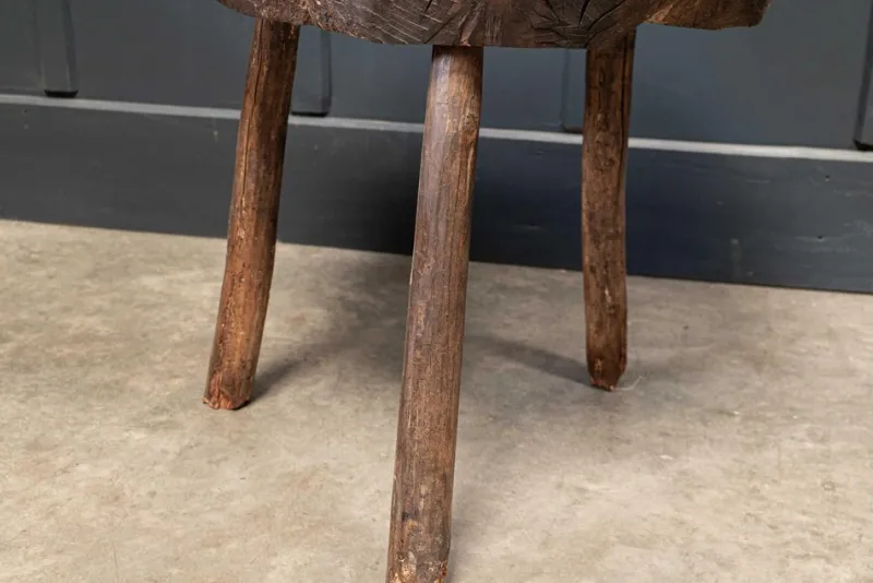 Sale Pamono 19th Century French Provincial Rustic Elm Chopping Block Table