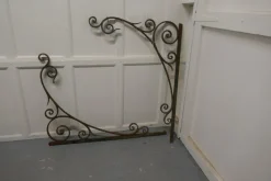 Pamono 19th Century French Wrought Iron Gate Post Corners, 1850s, Set of 2><noscript><img width=