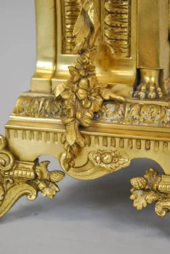 Best Pamono 19th Century Gilt Bronze Clock