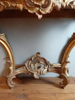 Pamono 19th Century Gilt Wood Rococo Console Table with Red Marble Top><noscript><img width=