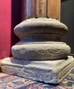 Pamono 19th Century Italian Architectural Corinthian Wood Columns on Sandstone Plinths, Set of 2><noscript><img width=