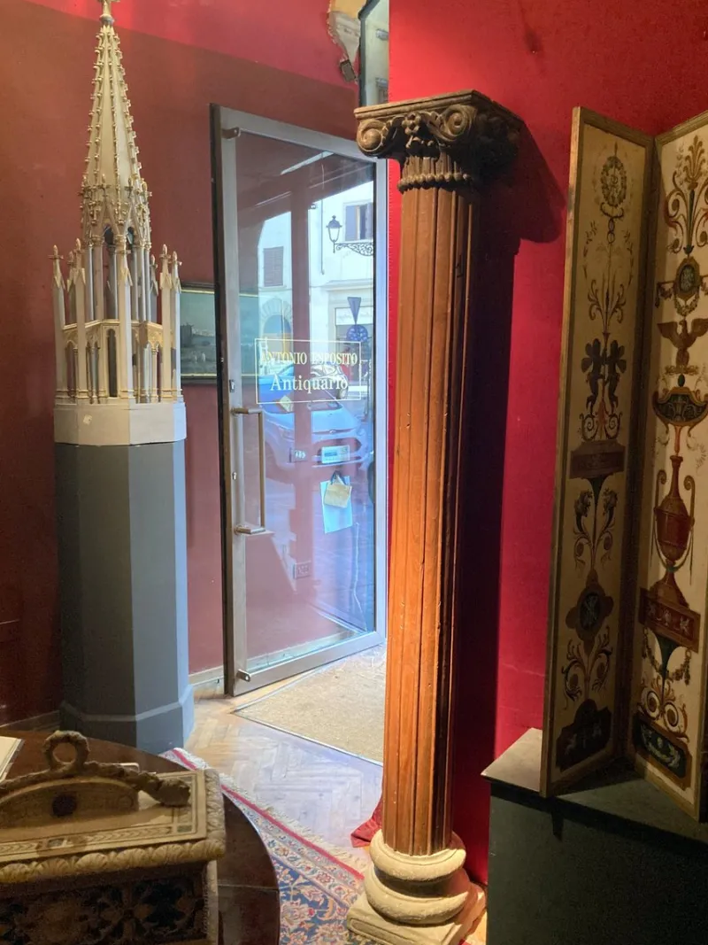 Pamono 19th Century Italian Architectural Corinthian Wood Columns on Sandstone Plinths, Set of 2> Pedestals And Columns