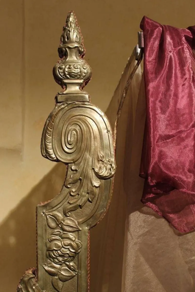 Online Pamono 19th Century Italian Canopy Bed with Silver Friezes and Upholstered Purple Silk