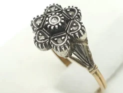 New Pamono 19th Century 19.2-Karat Gold Ring with Natural Diamonds