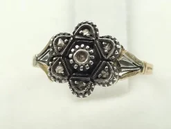 New Pamono 19th Century 19.2-Karat Gold Ring with Natural Diamonds