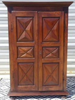 Pamono 19th Century Louis XIII Wardrobe> Cabinets & Wardrobes
