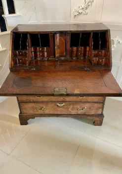 Discount Pamono 17th Century Oak Bureau with Interior, 1680s