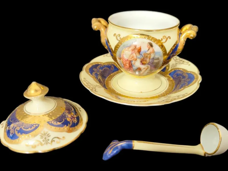 Pamono 19th Century Porcelain Tableware Service, Set of 108> Dinner Plates & Bowls