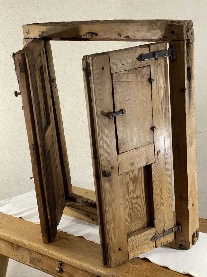 Pamono 18th Century Rustic Pine Wood Window> Architectural Elements