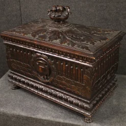 Pamono 20th Century Small Italian Trunk, 1920s><noscript><img width=