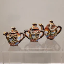 Outlet Pamono 19th Century Tu y yo Satsuma Porcelain Sest with Dragon and Wise Men Motif, Japan, Set of 7