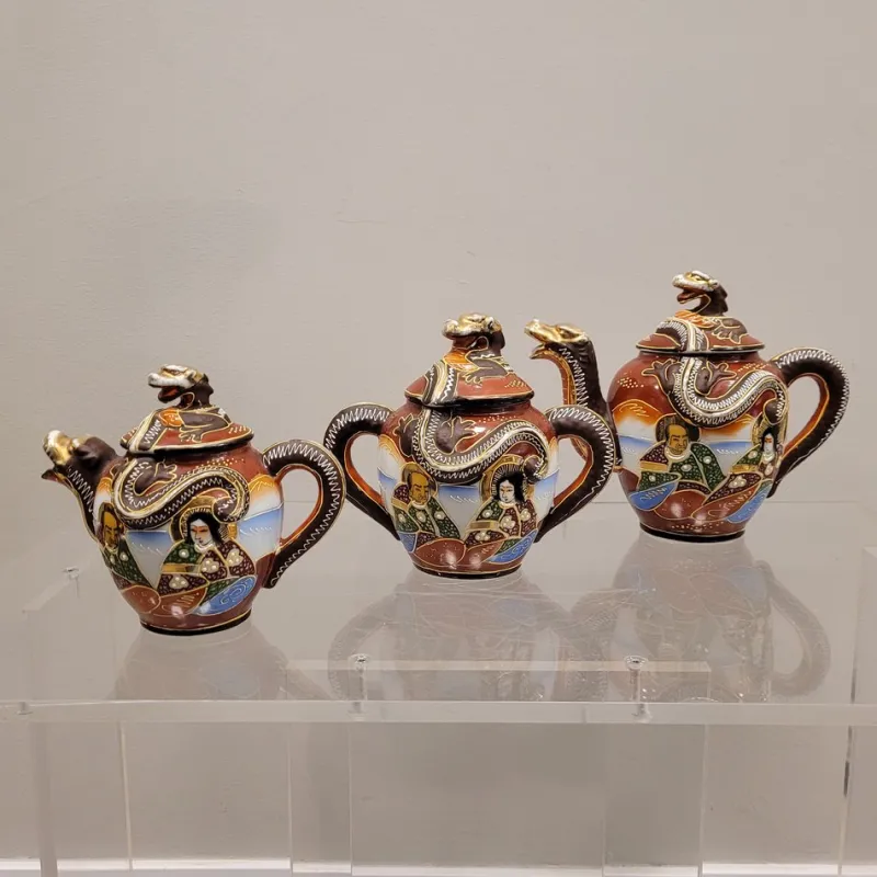 Outlet Pamono 19th Century Tu y yo Satsuma Porcelain Sest with Dragon and Wise Men Motif, Japan, Set of 7
