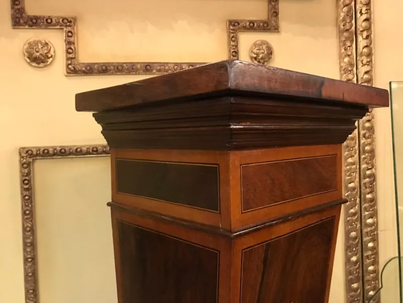 Pamono 20th Century Victorian Pedestal, England> Pedestals And Columns