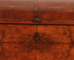 Pamono 18th Century Walnut and Burl Chest><noscript><img width=