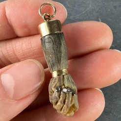 Pamono Touch Wood Mano Figa Charm Pendant, 1930s><noscript><img width=