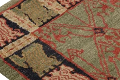Outlet Pamono Traditional Geometric Green and Red Wool Rug from R&K Principal Jahanshah Nazmiyal