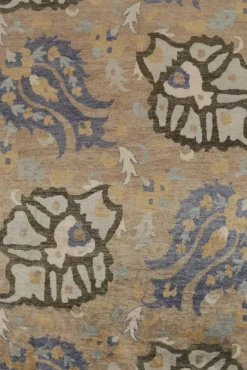 Pamono Transitional Rug from R&K Principal Jahanshah Nazmiyal