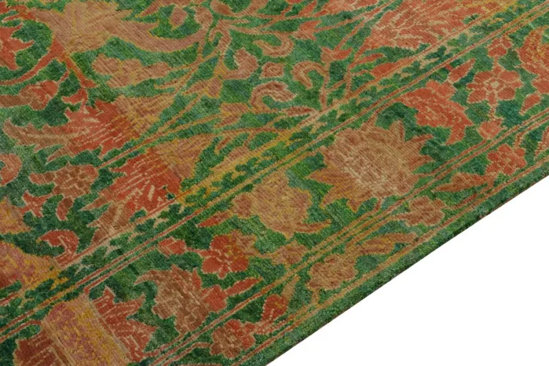 Pamono Transitional Style Silk Rug with Floral Pattern from R&K Principal Jahanshah Nazmiyal> Carpets & Textiles|Carpets & Textiles