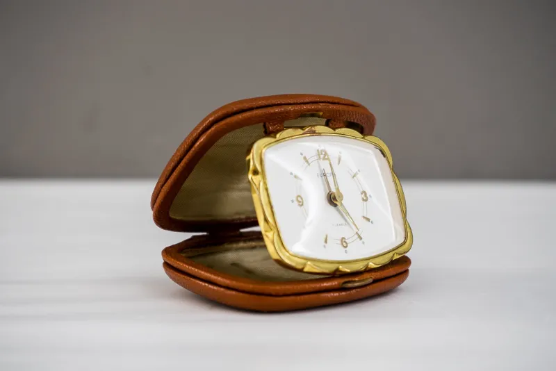 Pamono Travel Alarm Clock from Europa, 1950s> Clocks