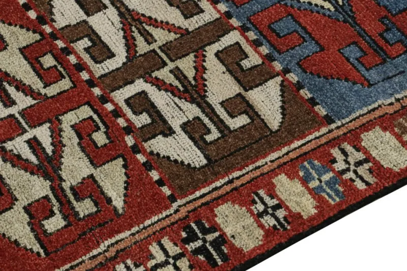 Online Pamono Tribal Style Rug with Patterns from R&K Principal Jahanshah Nazmiyal